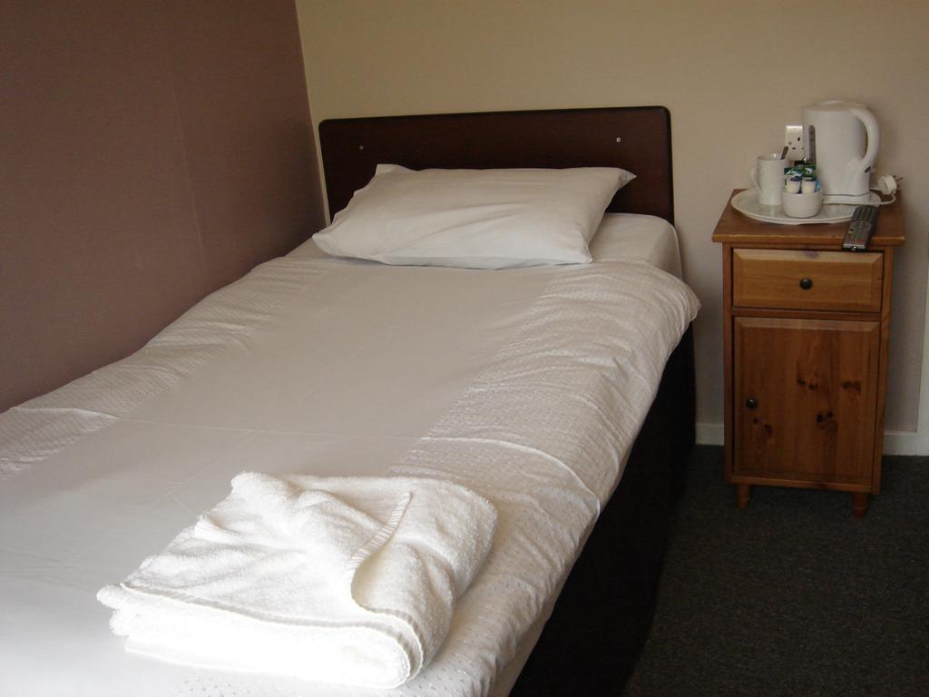 Prince Hotel Smethwick Habitación foto